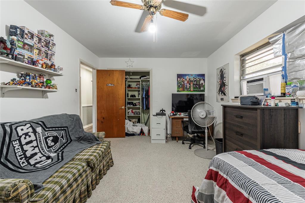 4112 Pine Shadows Street, Dickinson, Texas image 13