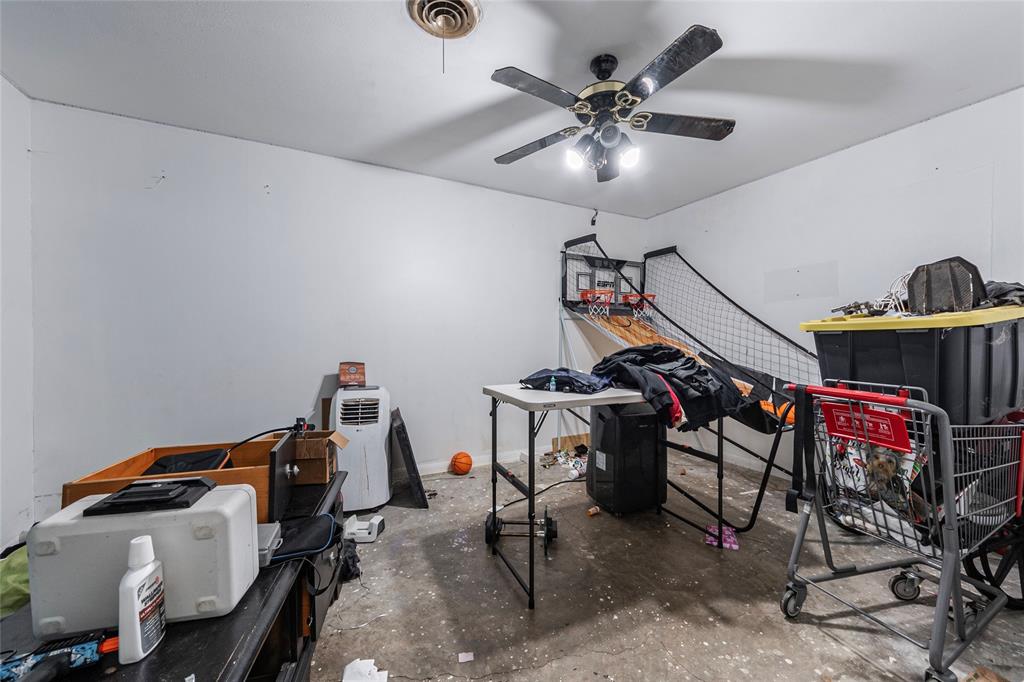 4112 Pine Shadows Street, Dickinson, Texas image 15