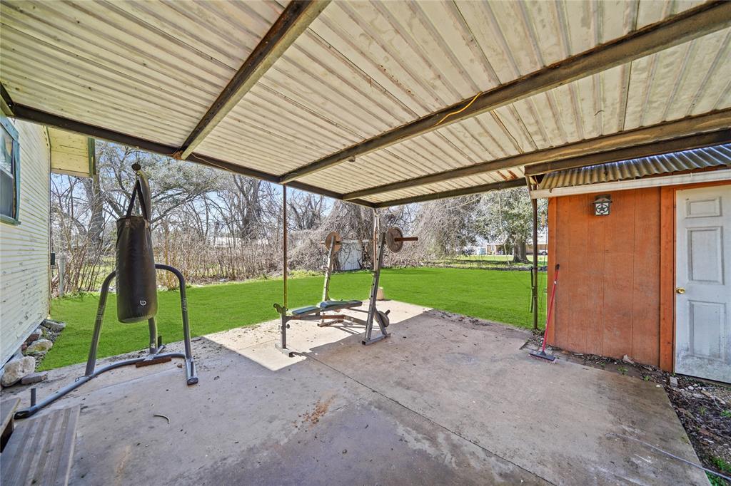 1105 N Rusk Street, Wharton, Texas image 16
