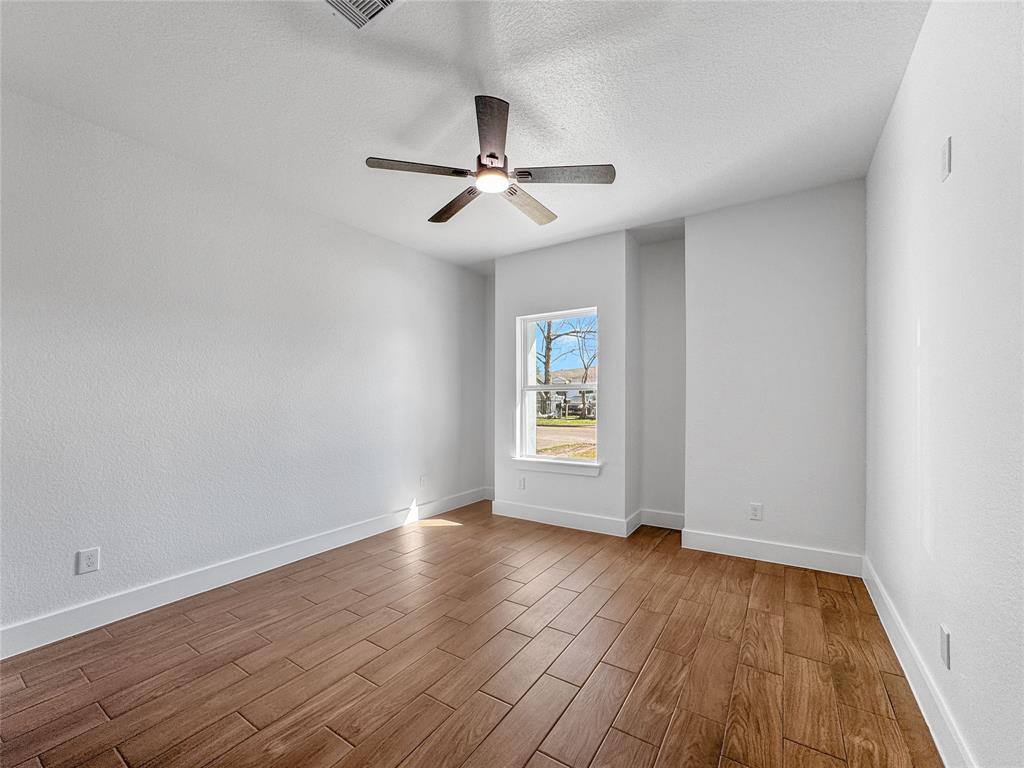 909 Live Oak Street, Pasadena, Texas image 28