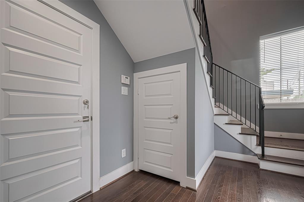 4318 E Center Street, Houston, Texas image 9