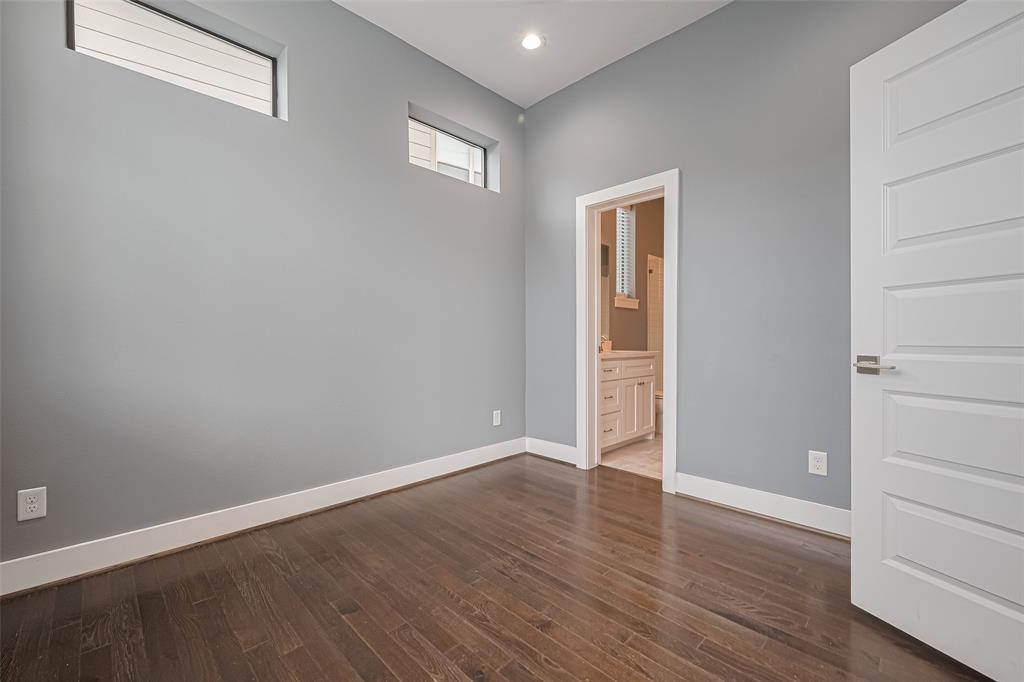 4318 E Center Street, Houston, Texas image 6