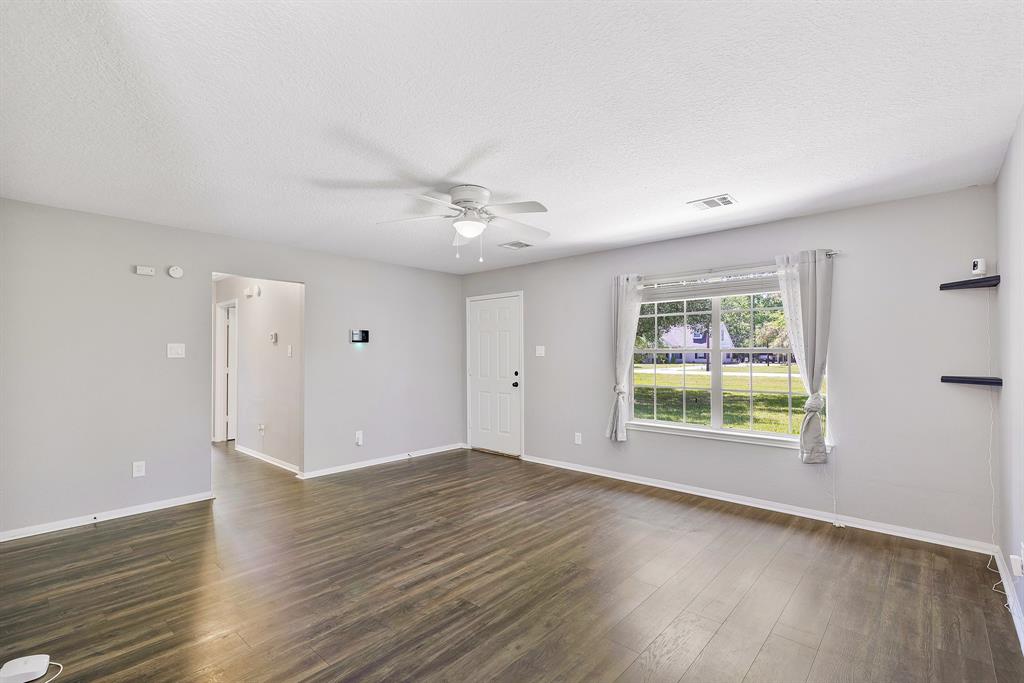 36 County Road 4010, Dayton, Texas image 9