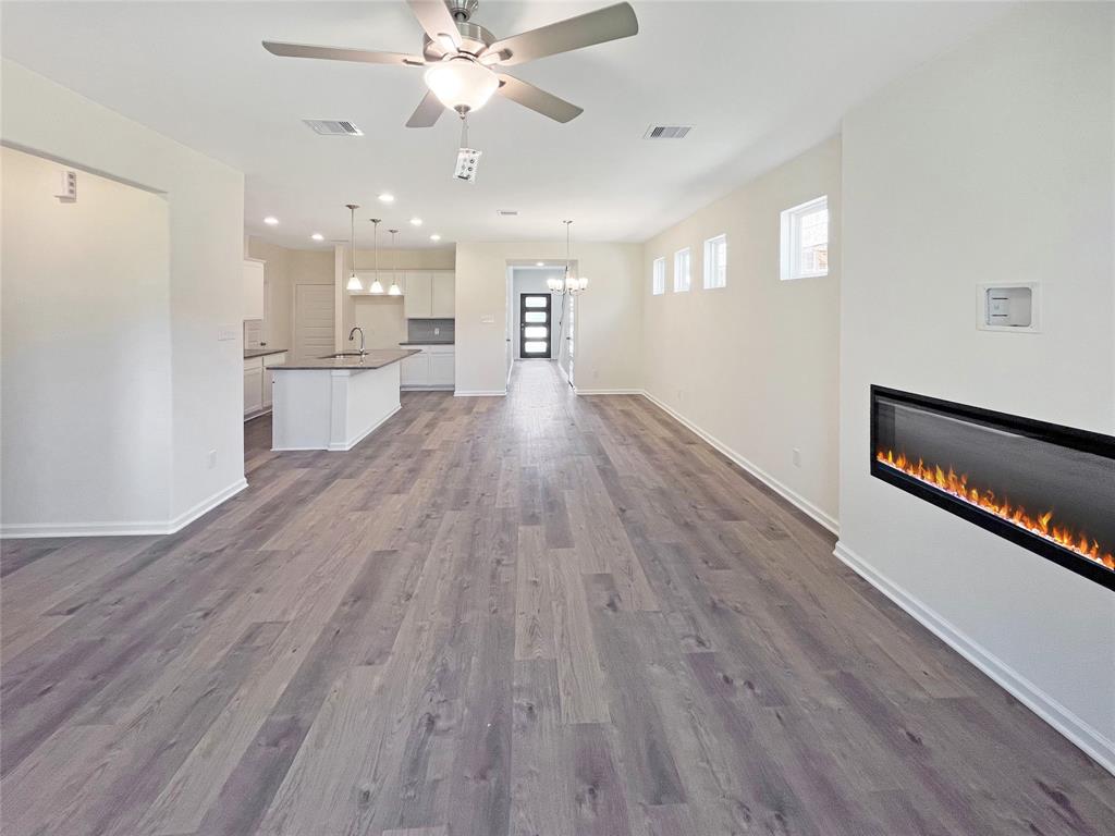 4226 Wind Swell Lane, South Houston, Texas image 6