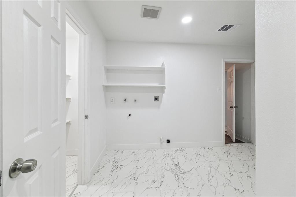 1210 Burning Tree Road, Kingwood, Texas image 30
