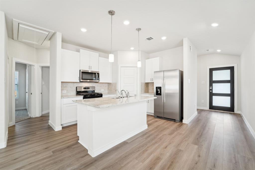 1650 Shae Oak Lane, Conroe, Texas image 6