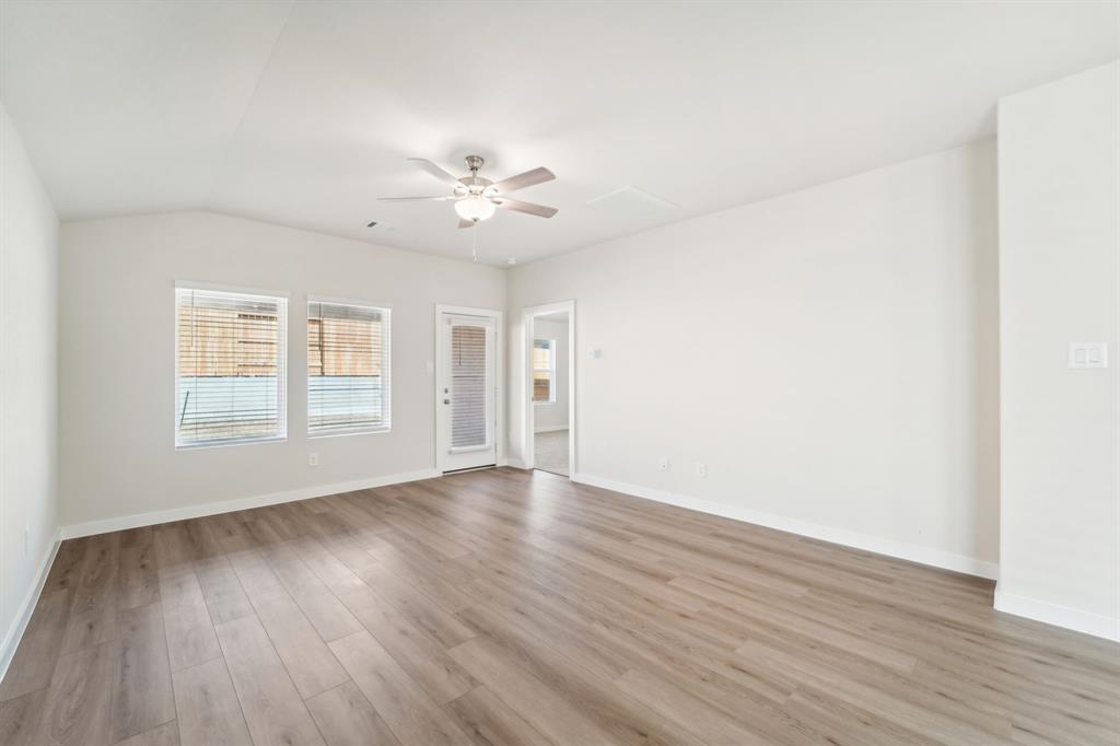 1650 Shae Oak Lane, Conroe, Texas image 12