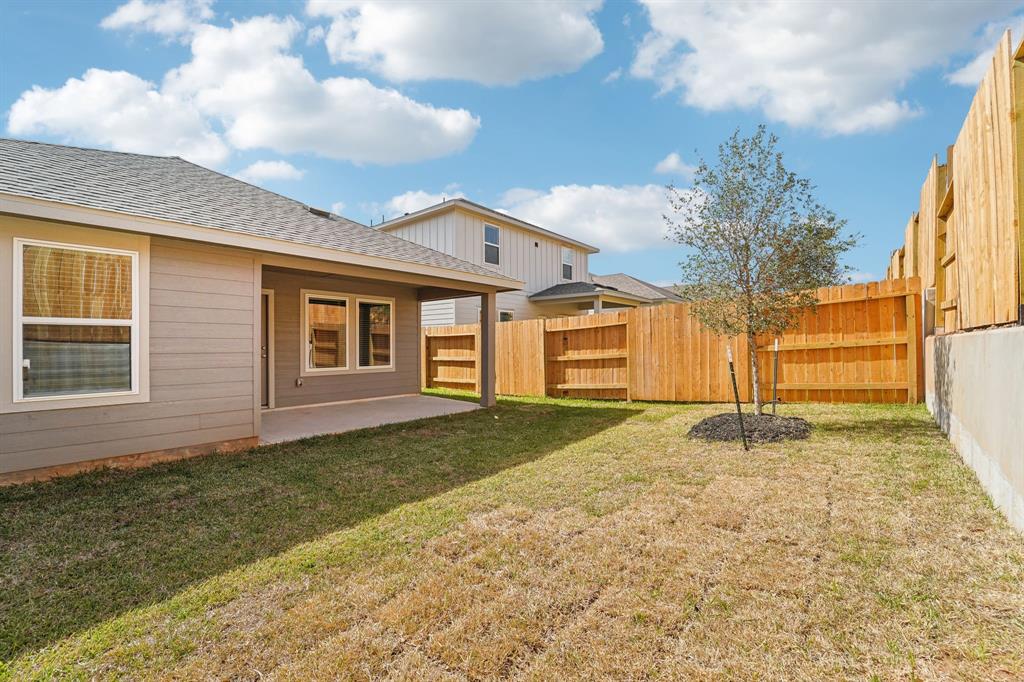 1650 Shae Oak Lane, Conroe, Texas image 36