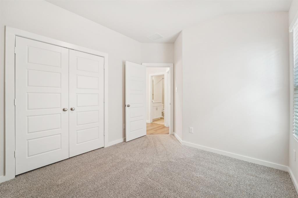 1650 Shae Oak Lane, Conroe, Texas image 22