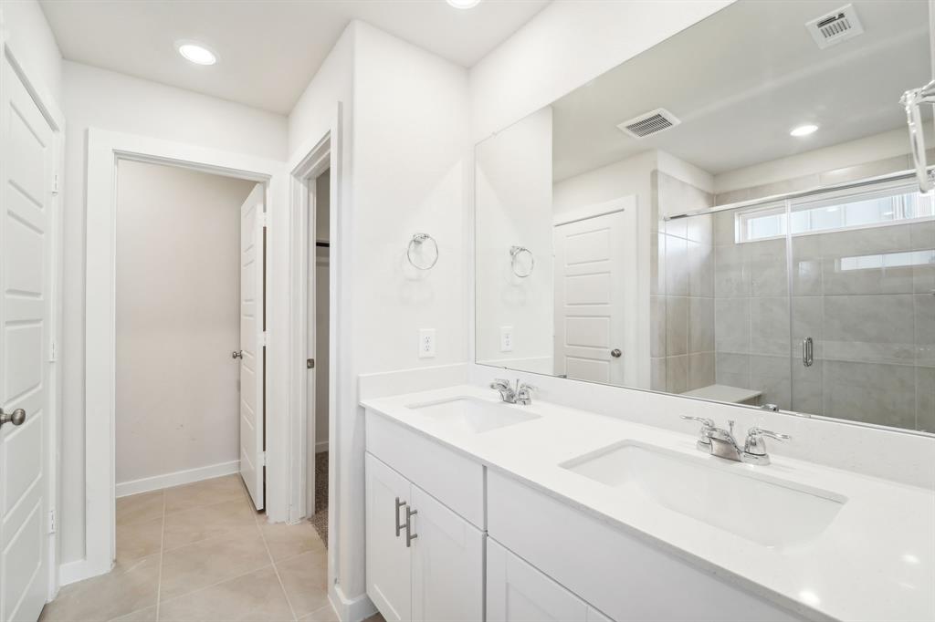 1650 Shae Oak Lane, Conroe, Texas image 27