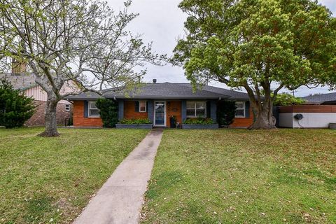 MLS: 53601789