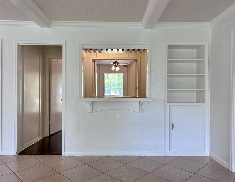 8315 Lichen Lane, Spring, Texas image 5