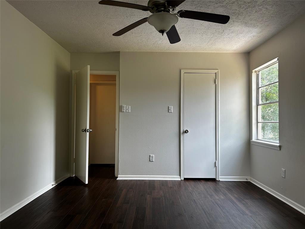 8315 Lichen Lane, Spring, Texas image 12