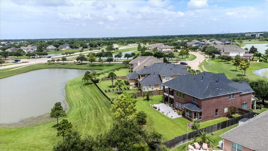 1606 Bentlake Lane