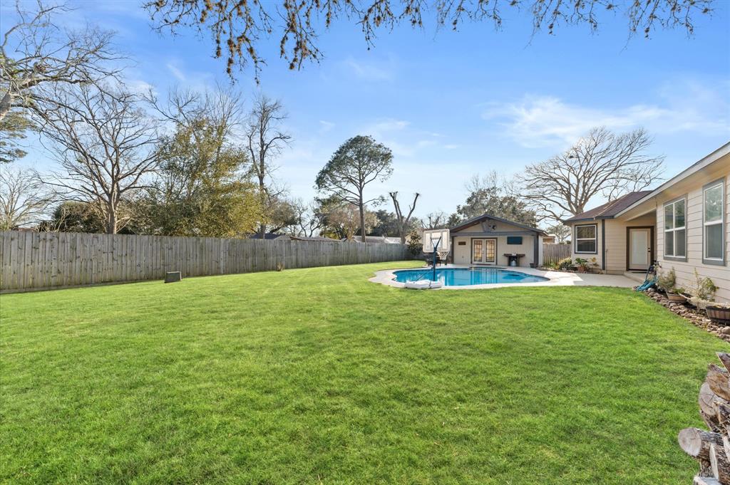 14803 Live Oak Lane, East Bernard, Texas image 32