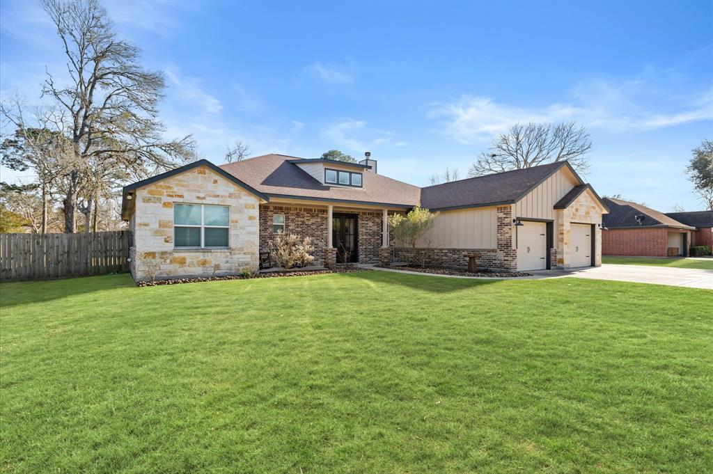 14803 Live Oak Lane, East Bernard, Texas image 2
