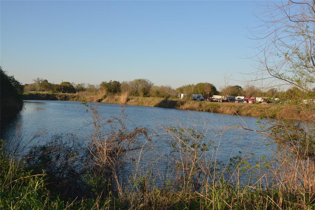 Jasmine Street, Fresno, Texas image 20