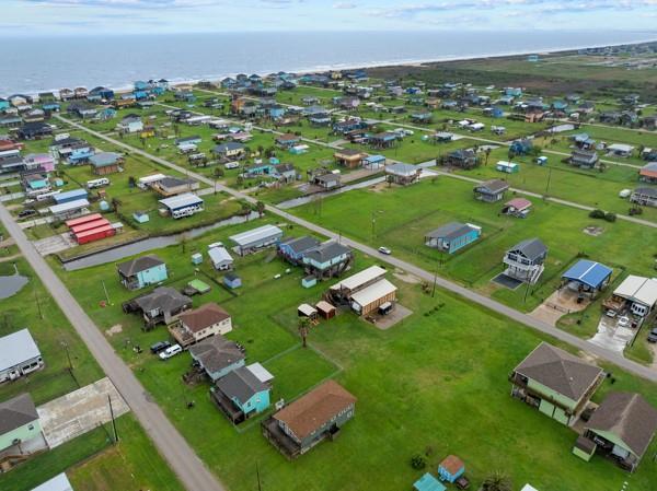 964 S Selwyn Road, Crystal Beach, Texas image 2