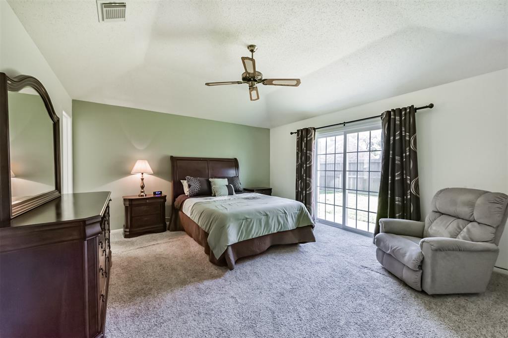 18143 Forest Cedars Drive, Houston, Texas image 15