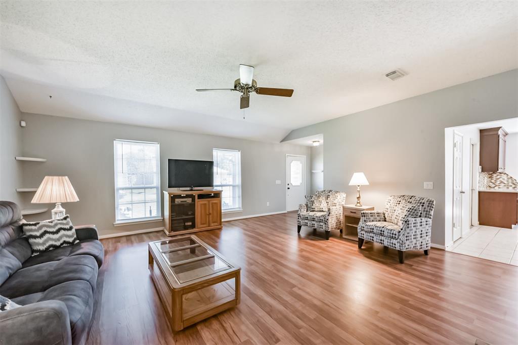 18143 Forest Cedars Drive, Houston, Texas image 2