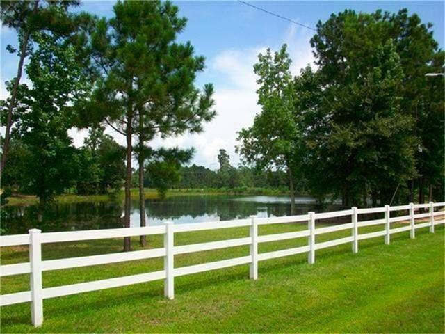 30099 Round Up Drive, Waller, Texas image 15