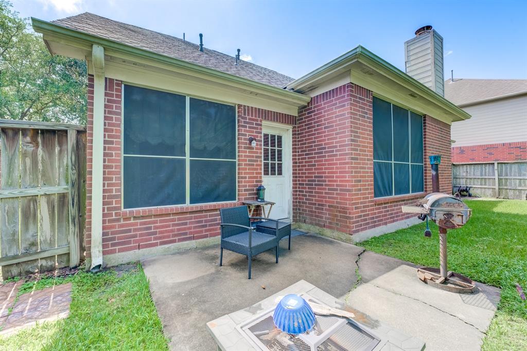 515 Deer Hollow Drive, Sugar Land, Texas image 42