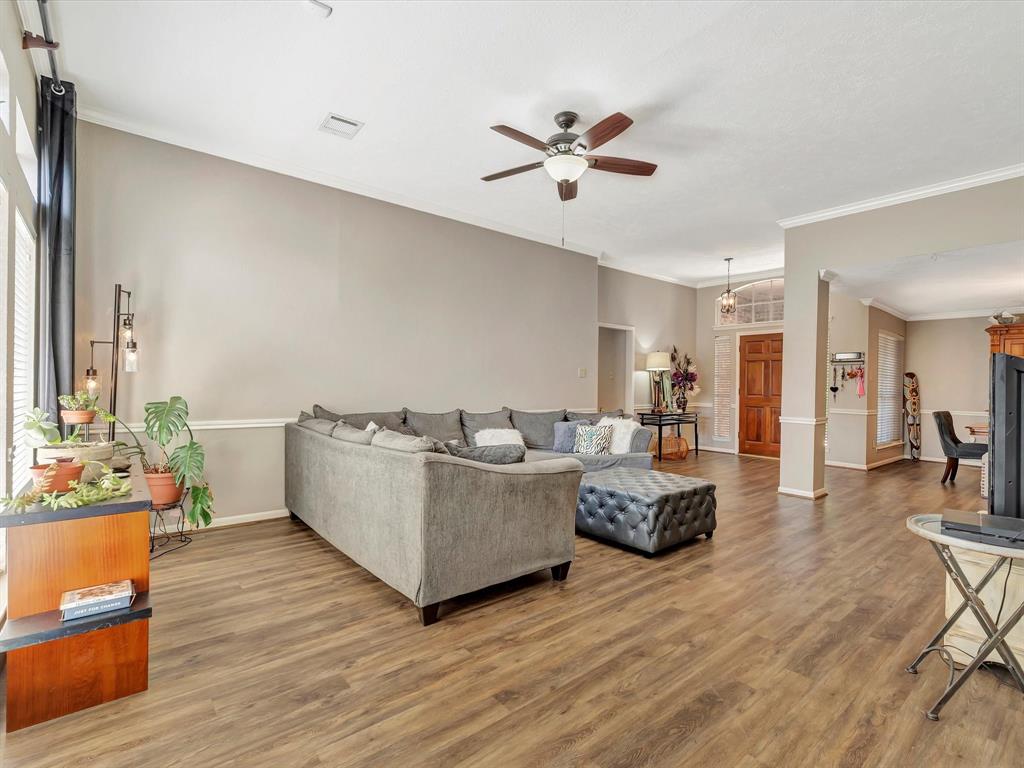 2806 Village Dale Ave, Houston, Texas image 9