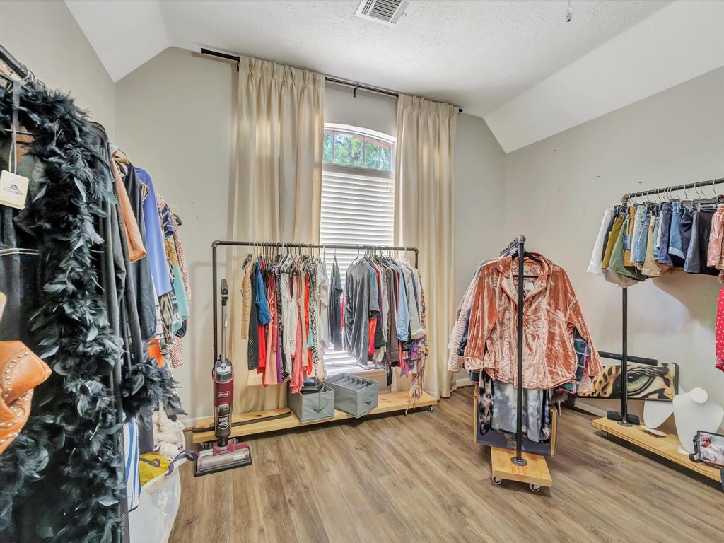 2806 Village Dale Ave, Houston, Texas image 24