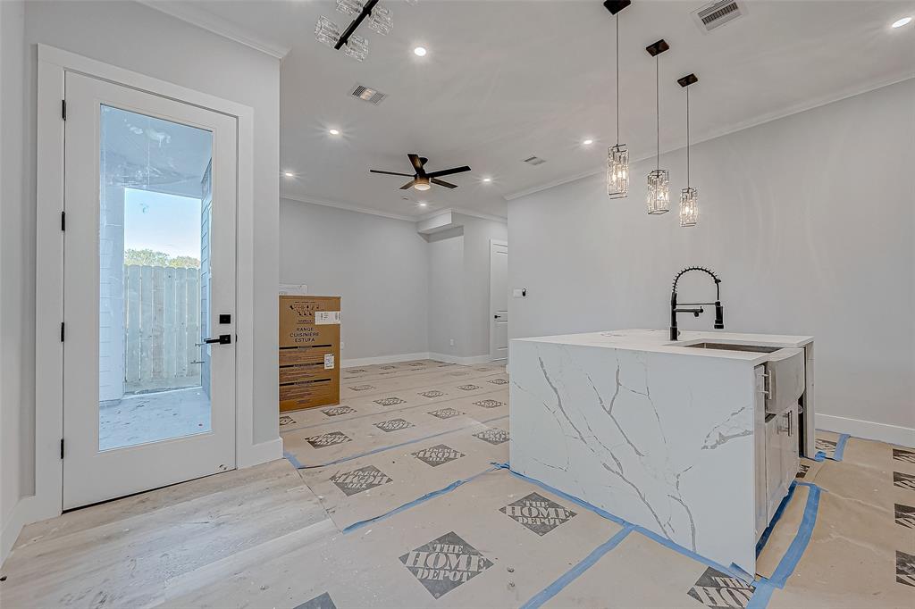 6848 Del Rio Street, Houston, Texas image 30
