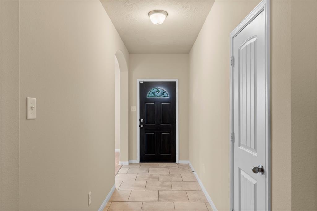 20119 Ray Falls Drive, Tomball, Texas image 10