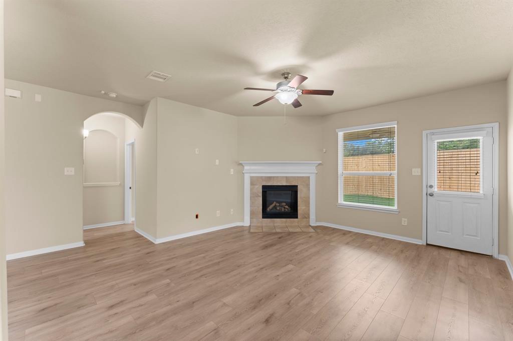 20119 Ray Falls Drive, Tomball, Texas image 14