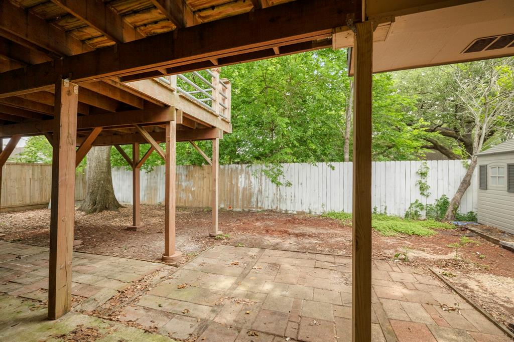 1819 Redwood Court, Sugar Land, Texas image 32
