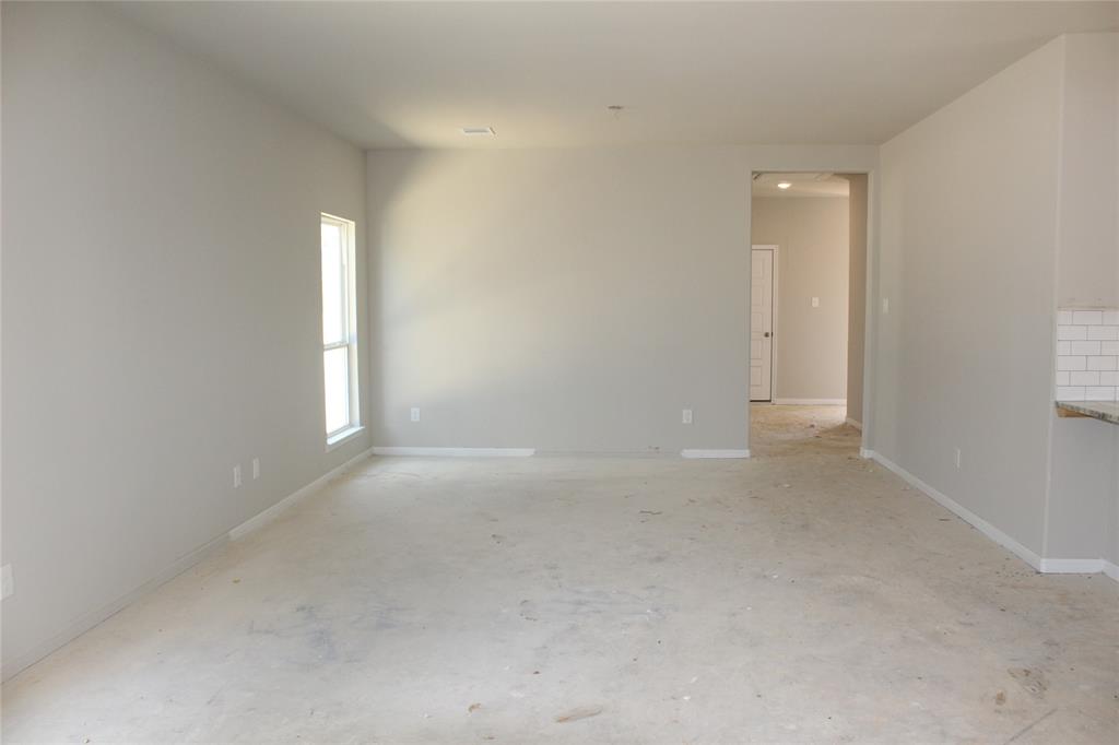 332 Palero Path Path, Brookshire, Texas image 10