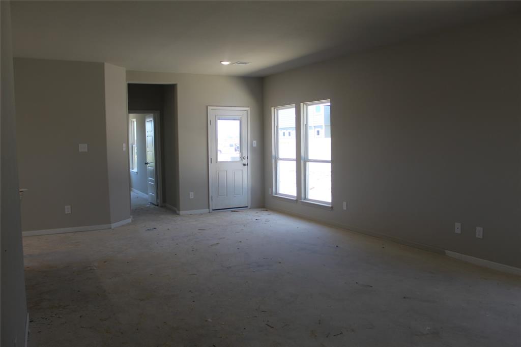 332 Palero Path Path, Brookshire, Texas image 3