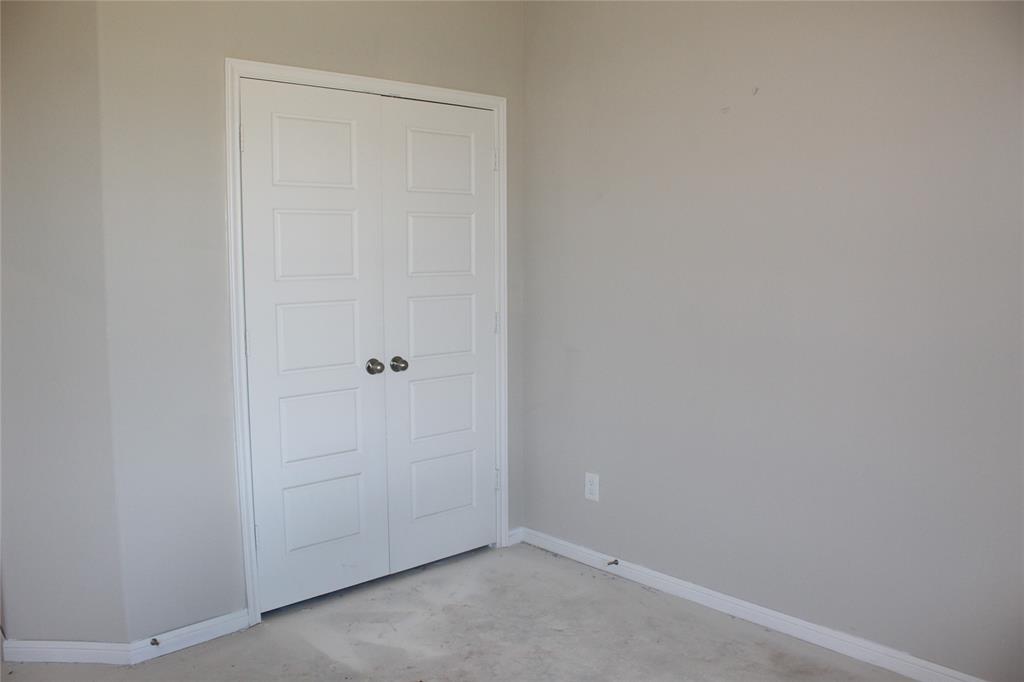 332 Palero Path Path, Brookshire, Texas image 7