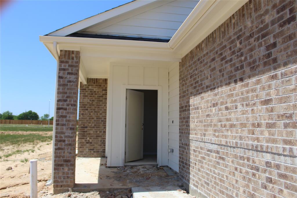 332 Palero Path Path, Brookshire, Texas image 2