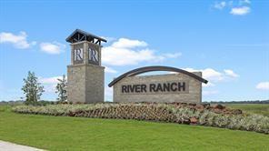 1806 Glacier Gorge Trail, Dayton, Texas image 1