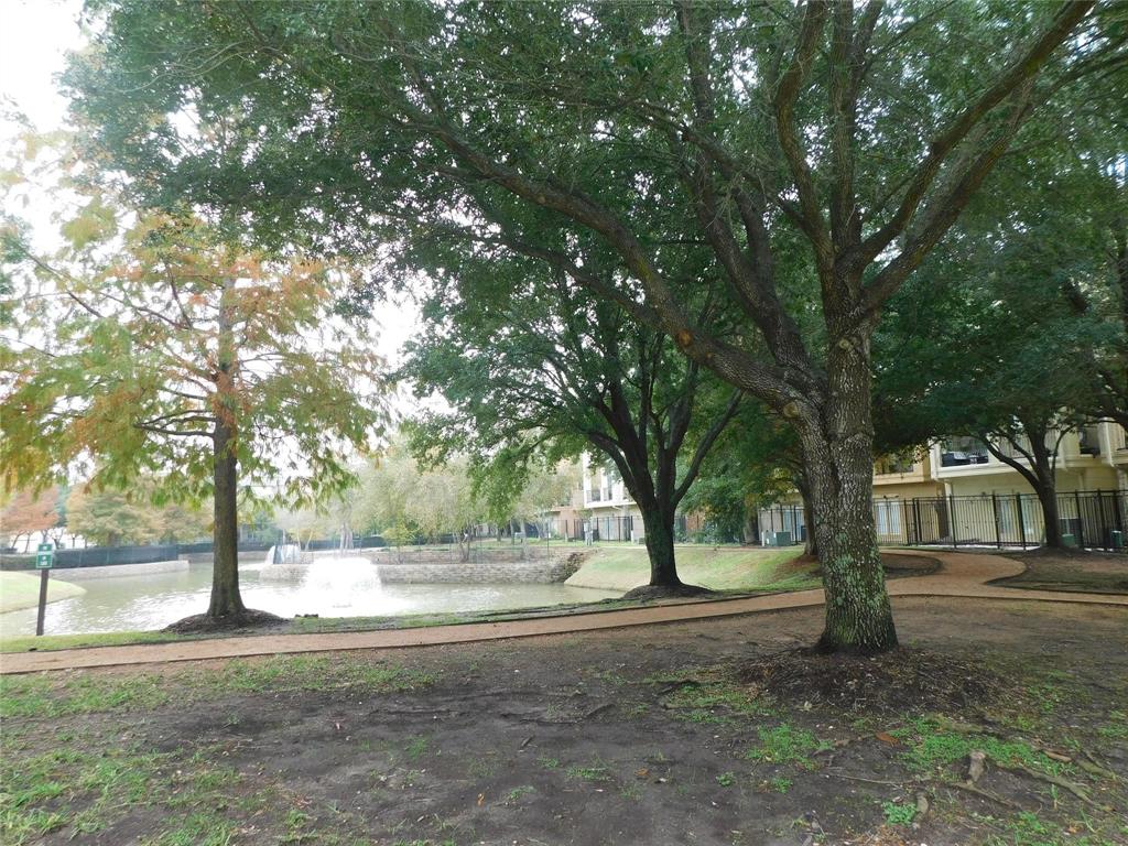 2624 Starboard Point, Houston, Texas image 45