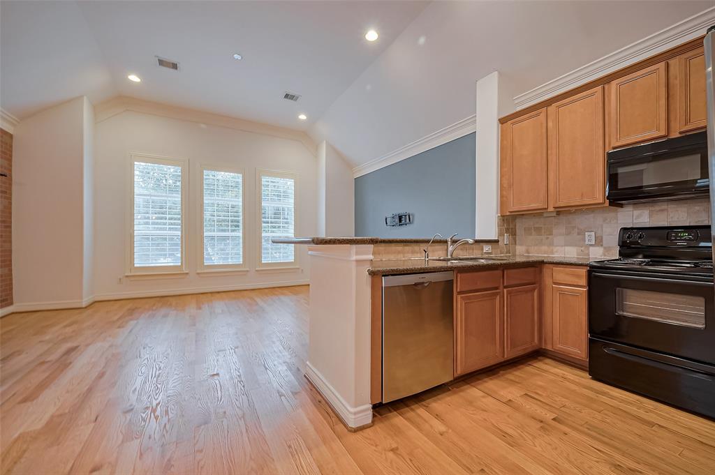 2624 Starboard Point, Houston, Texas image 13