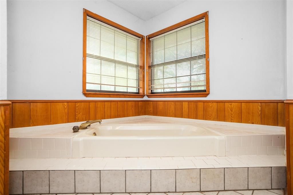 458 County Road 776, Douglass, Texas image 16