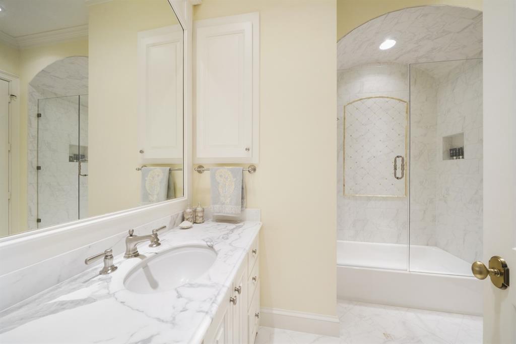 31 Southern Crescent Court, The Woodlands, Texas image 35