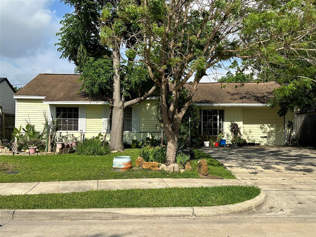 212 Bearle Street, Pasadena, Texas image 2