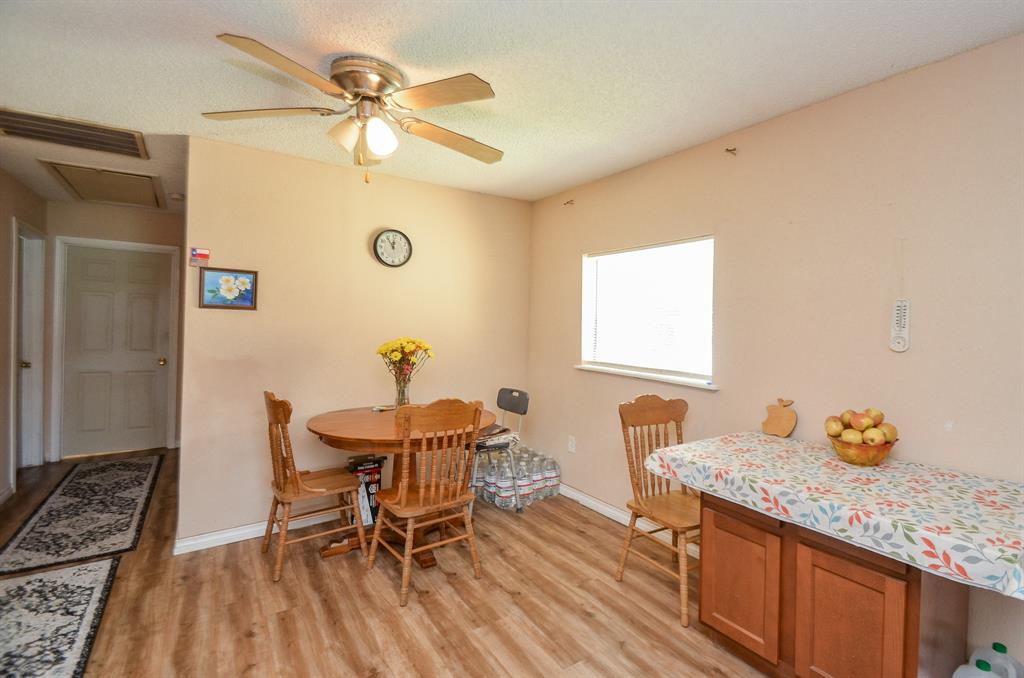18824 Deer Glen Drive, Conroe, Texas image 7