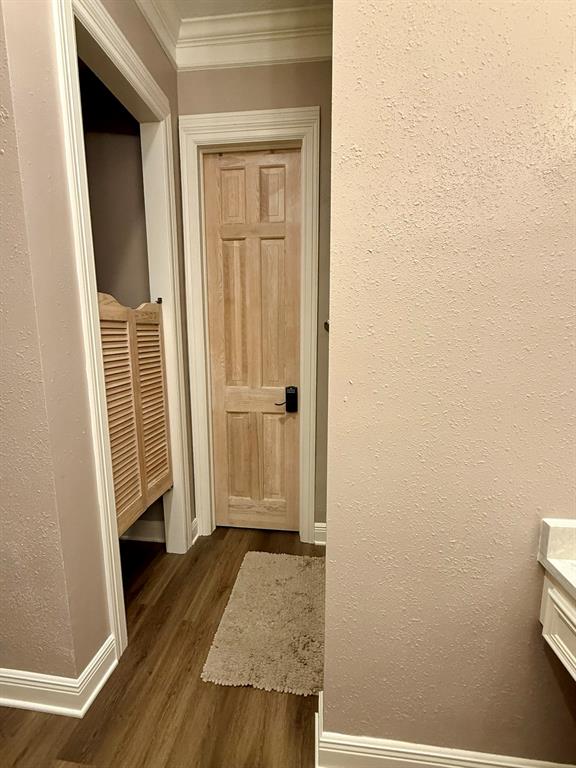 222 W Castle Harbour Drive, Friendswood, Texas image 19