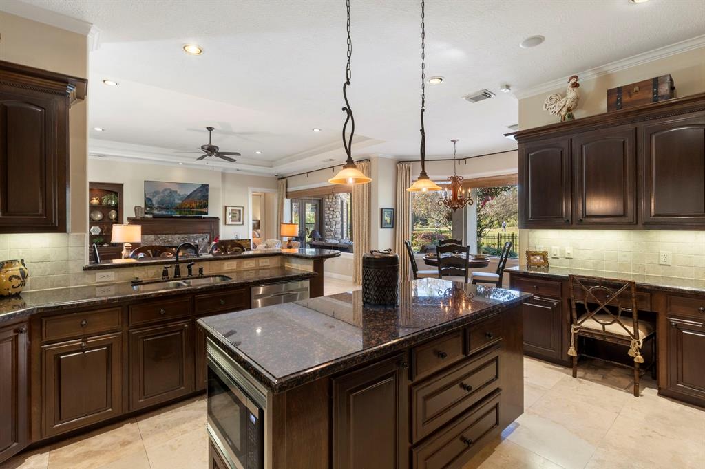 3034 Serena Vista Way, Houston, Texas image 13