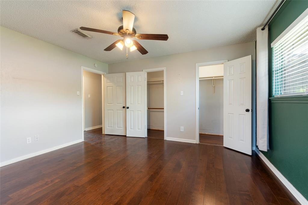 1907 Tracy Lynn Lane, Alvin, Texas image 17