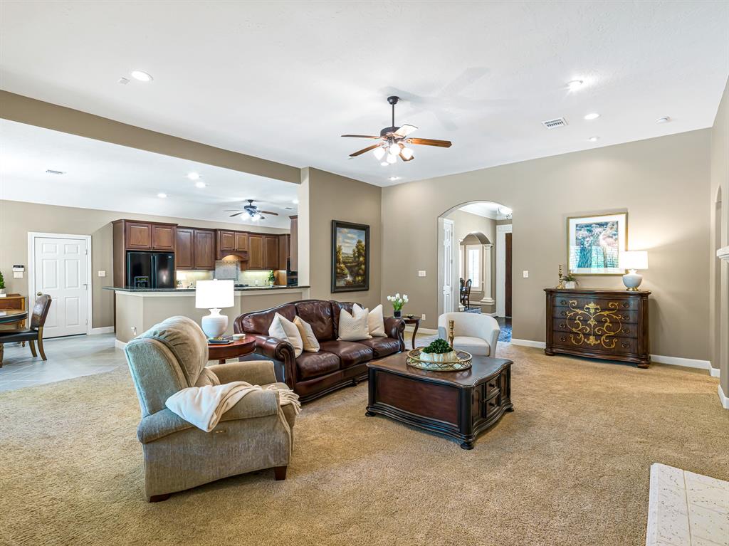 1034 Bayou Vista Court, Katy, Texas image 13