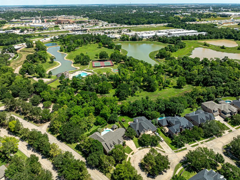 1034 Bayou Vista Court, Katy, Texas image 48