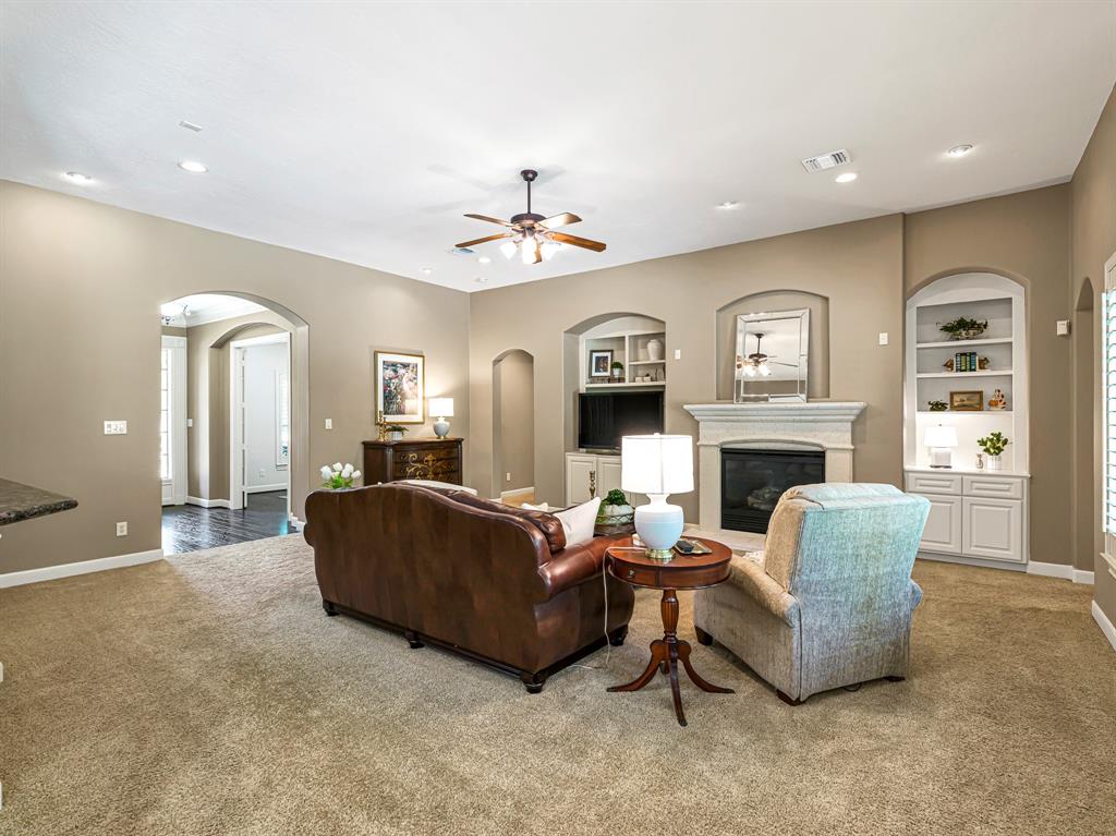 1034 Bayou Vista Court, Katy, Texas image 12