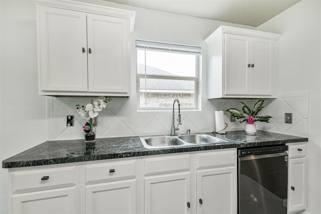 1604 Redbud Grove Ct Court, Conroe, Texas image 13